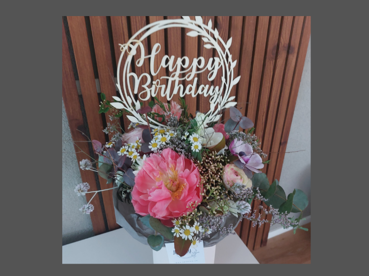 Birthday Cake - Topper / Blumenstrauss oder Kuchen - 0
