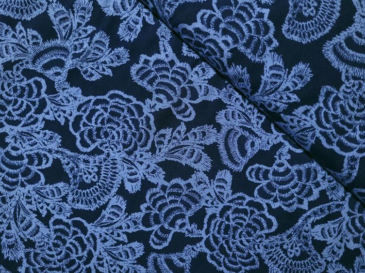 Blumen hellblau/marine Viscose