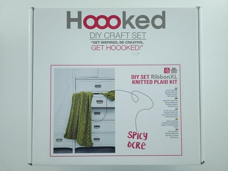 Hoooked DIY Strickset RibbonXL Strickdecke, Spicy Ocre