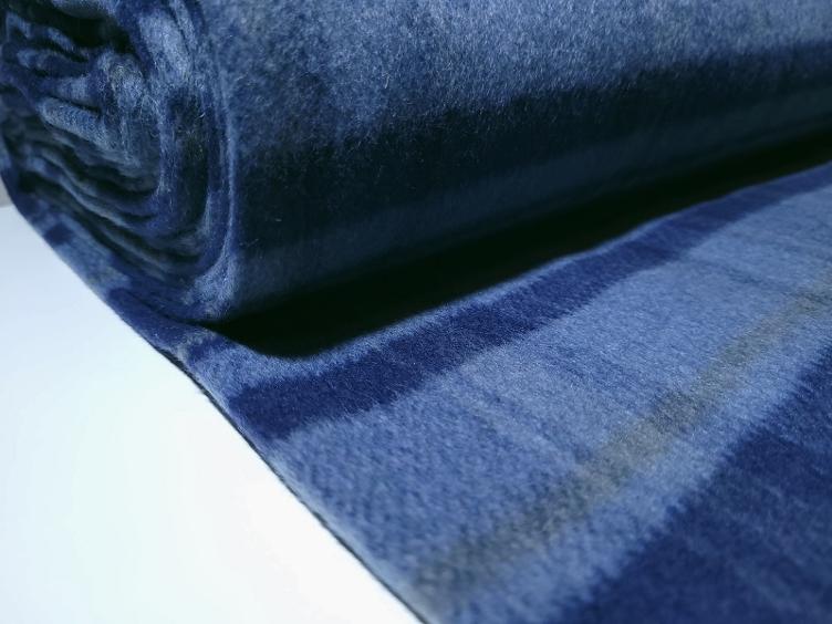Mantelflausch Karo blau/grau 50 x 149 cm - 1