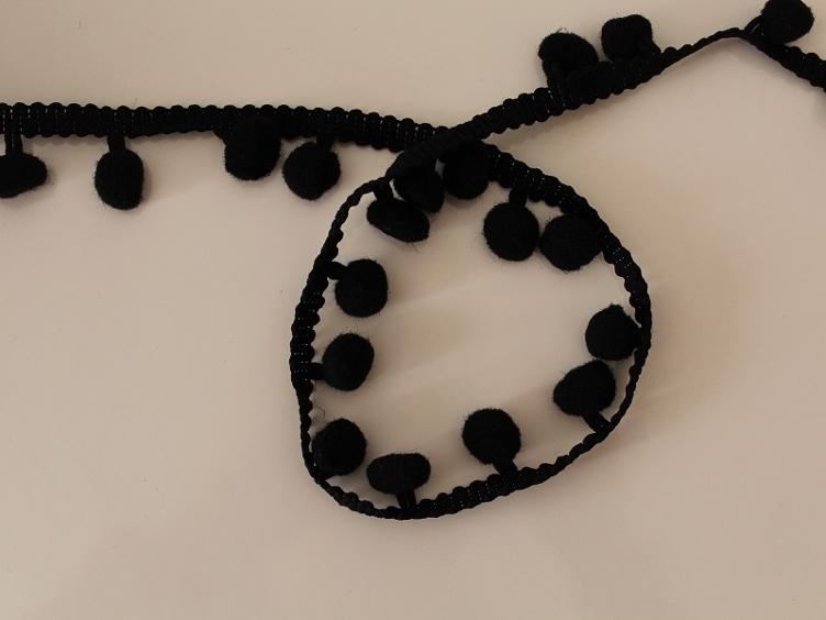 Pomponborte 10 mm schwarz
