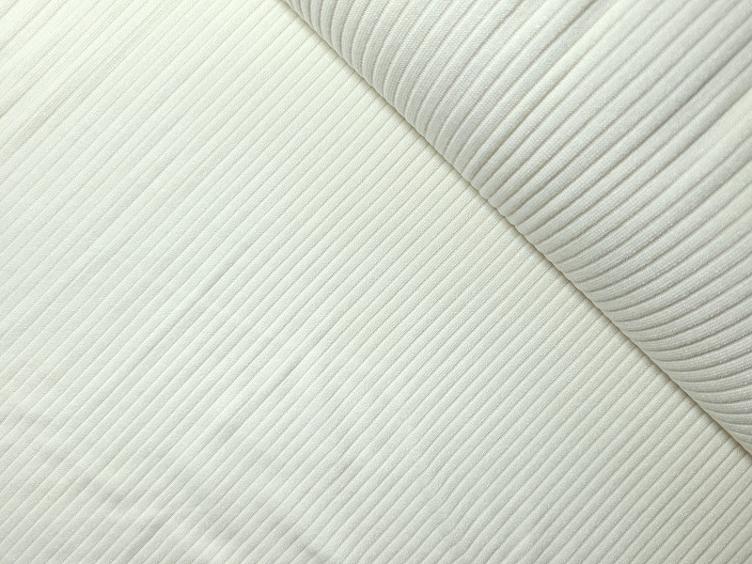Strick beige Rippen