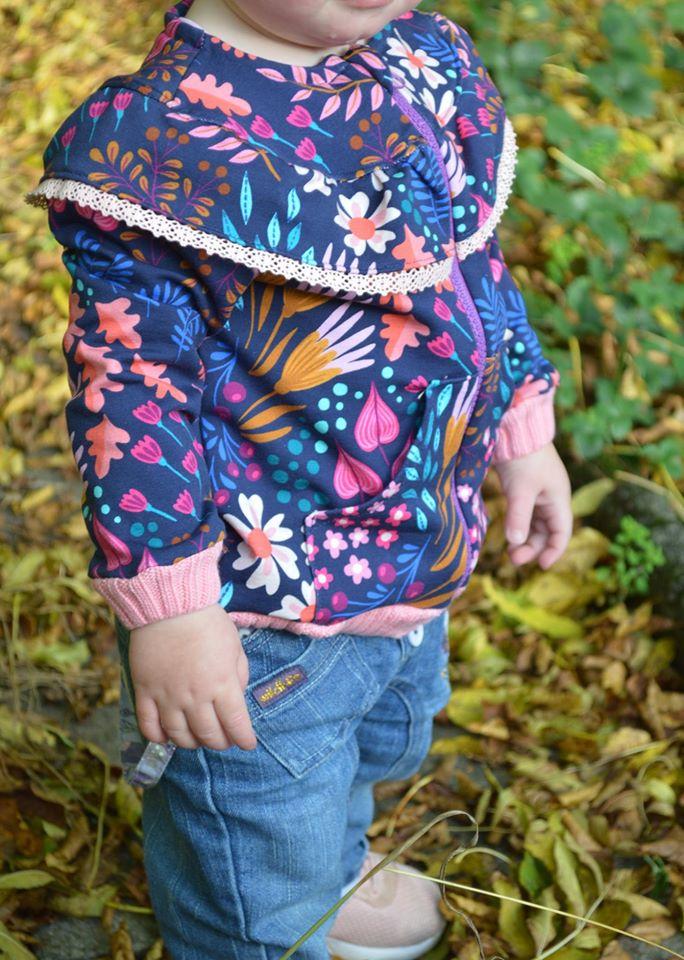 Trentacinquesima Bambina Sweatjacke Volante Papierschnittmuster by Stoffherz Grösse 80-170 - 28