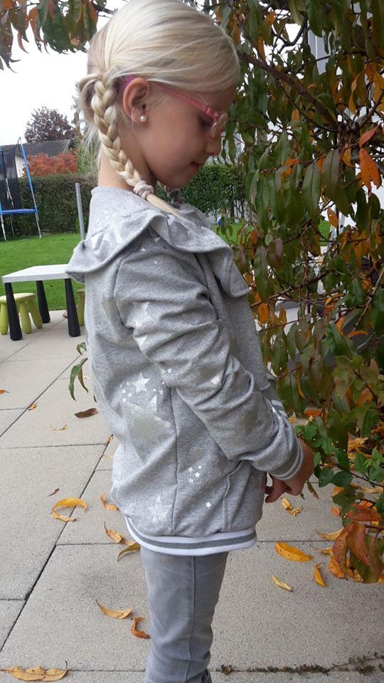 Trentacinquesima Bambina Sweatjacke Volante Papierschnittmuster by Stoffherz Grösse 80-170 - 4